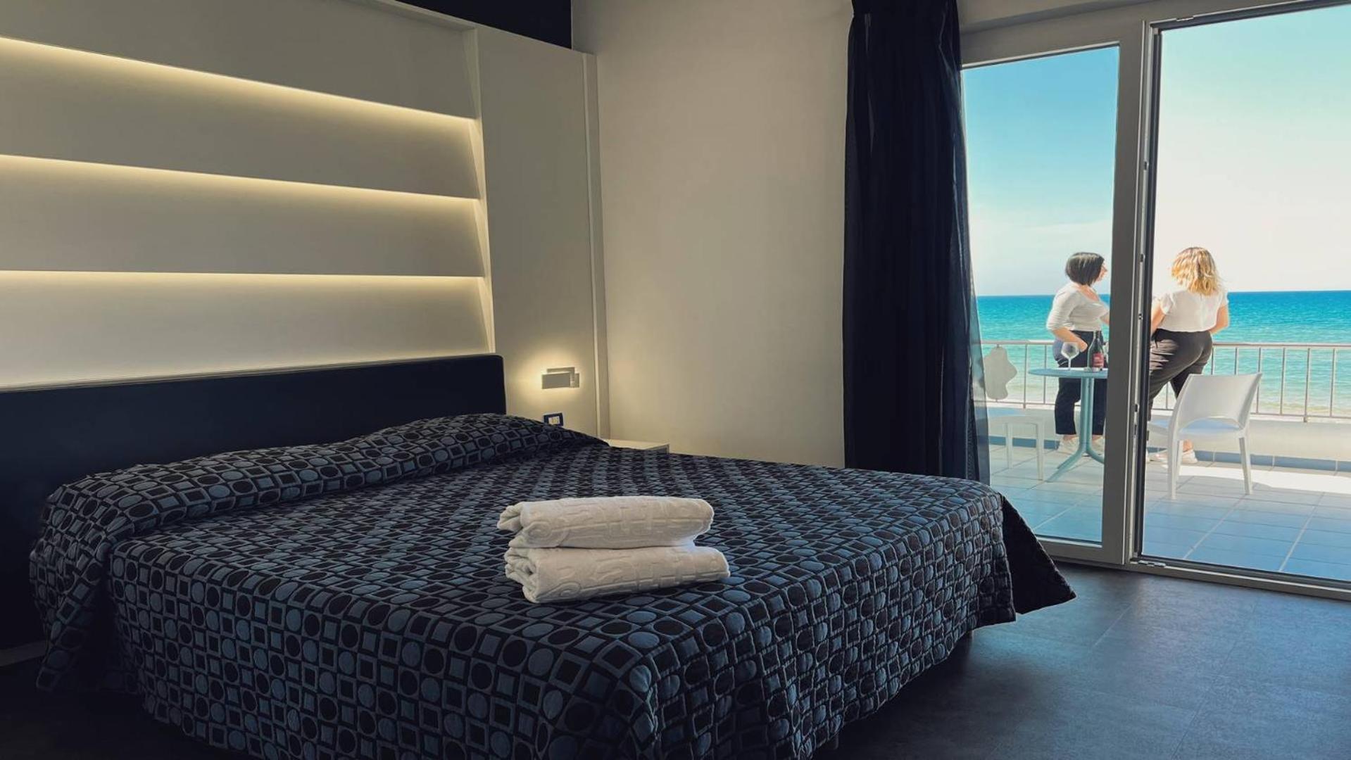 Hotel La Battigia อัลกาโมมารีนา ภายนอก รูปภาพ